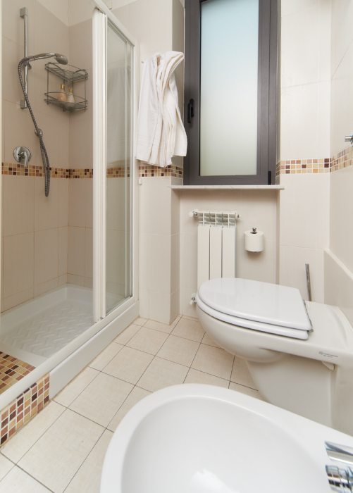 Foto bagno camera tripla - Hotel Sirio a Lido di Camaiore in Versilia, Toscana