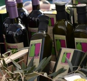 Evento tipico Prim'Olio Primo Vino di Camaiore in Versilia - Hotel Sirio 3 stelle a Lido di Camaiore in Versilia, Toscana Foto evento tipico Prim'Olio Primo Vino di Camaiore in Versilia- Hotel Sirio 3 stelle a Lido di Camaiore in Versilia, Toscana